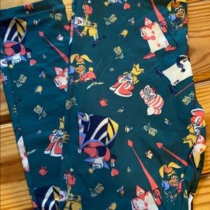Lularoe Alice in Wonderland Leggings One size